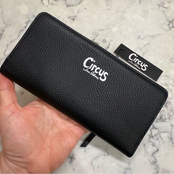 🖤 Circus by Sam Edelman Textured Black Wallet 🖤 - Picture 1 of 9